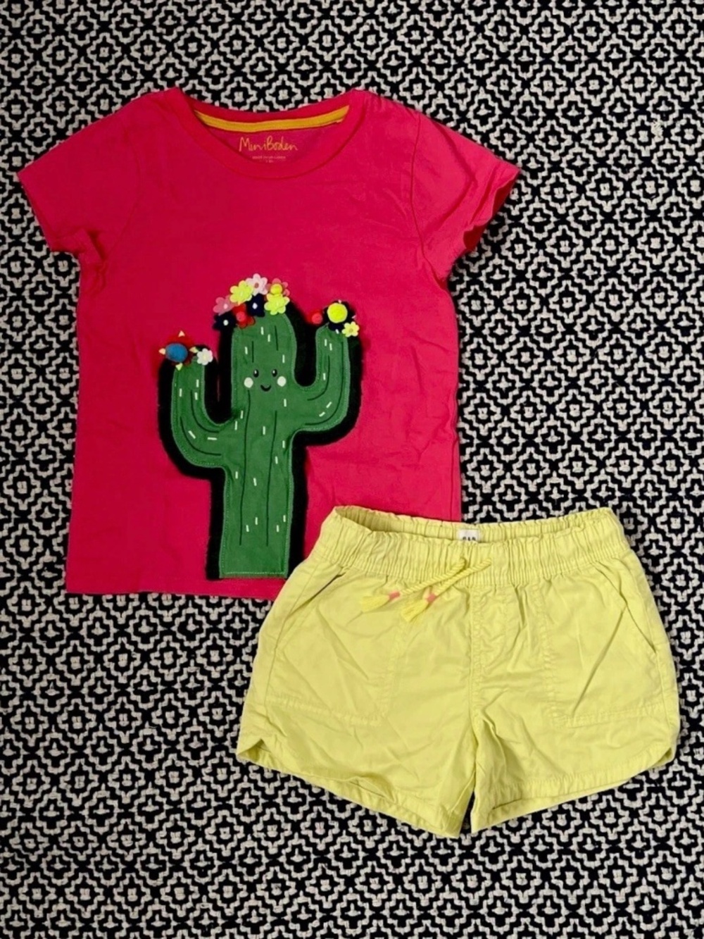 Mini Boden Pink Cactus Appliqué T-shirt & Yellow Twill Shorts